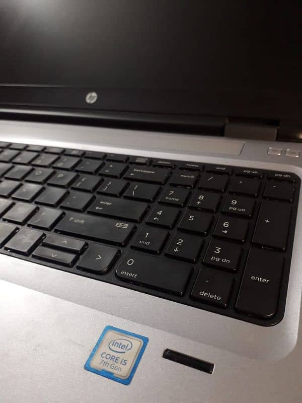 Excellent Condition HP Laptop numaric paid 9