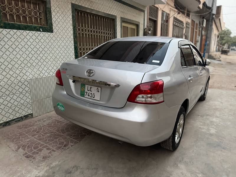 Toyota Belta 2010/14 10