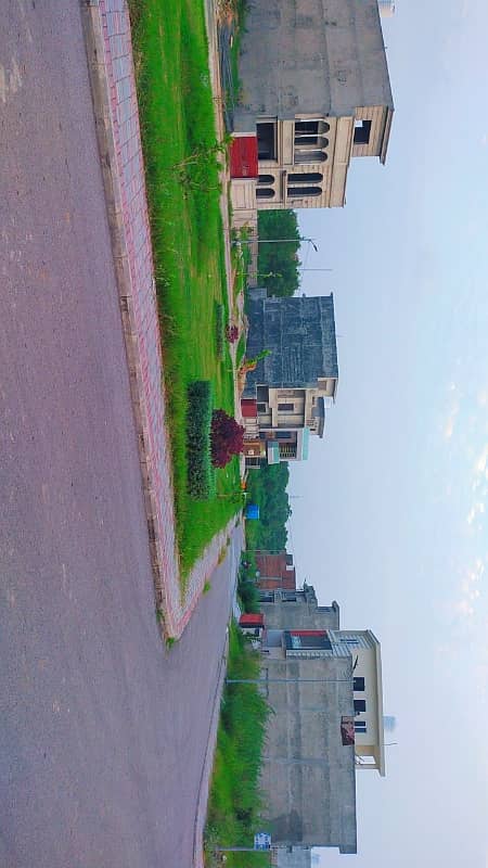 Taj Residencia 8 Marla Possession Commercial Plot 15