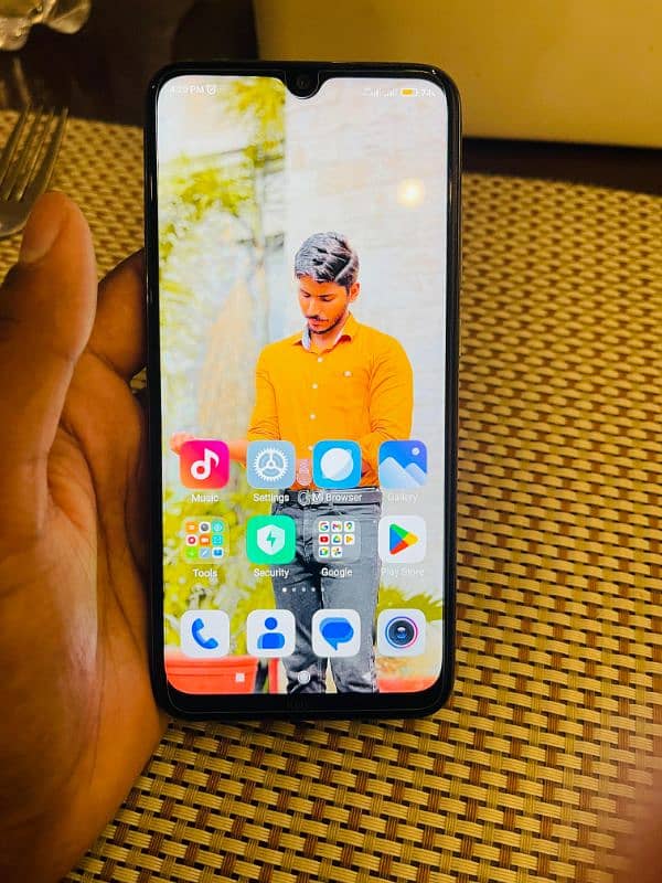 Redmi Note 8 4 GB ram 128 GB internal storage 4