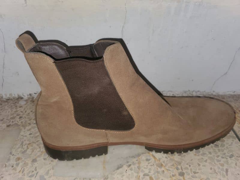 Chelsea Boots Formal 43 size pak 9 size 2