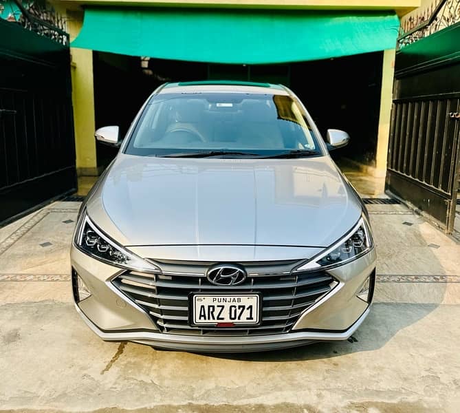 Hyundai Elantra 2024 1