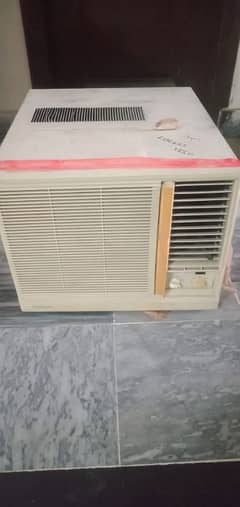 0.45 Ton Window Ac [ O33O-386OO30]