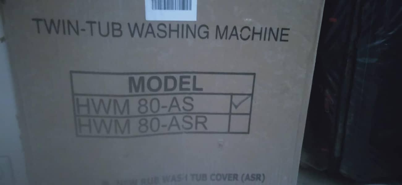 HAIER - HWM80 -AS ( TWIN-TUB WASHING MACHINE) 5