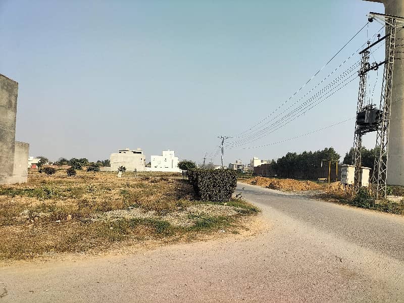 5 Marla Plot In E Block For Sale 0