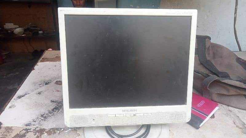 LCD for 14 ich 3