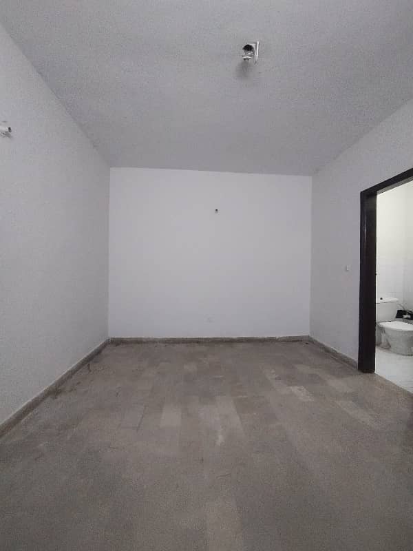 GROUND FLOOR PORTION FOR RENT 1