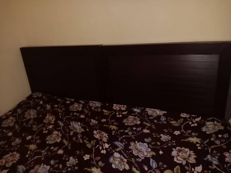 2 Single Beds with Mattress for Sale 1