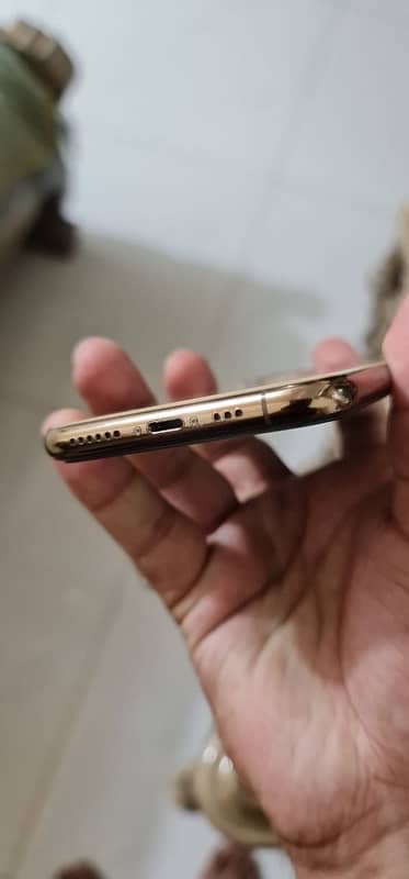 iphone 11 pro Non PTA 5