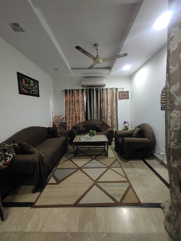 6 Marla House for Rent in Paragon City 0