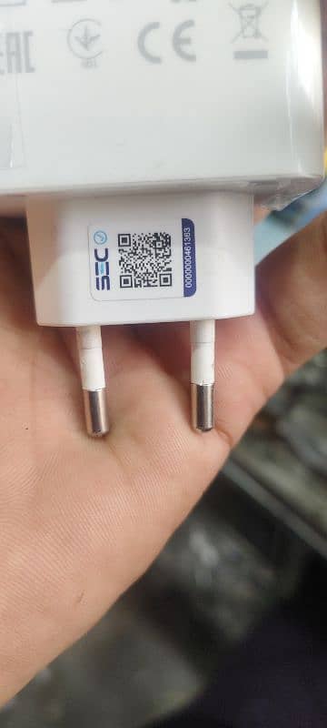 vivo v30 original 80 Watt Charger only 1 month used 3