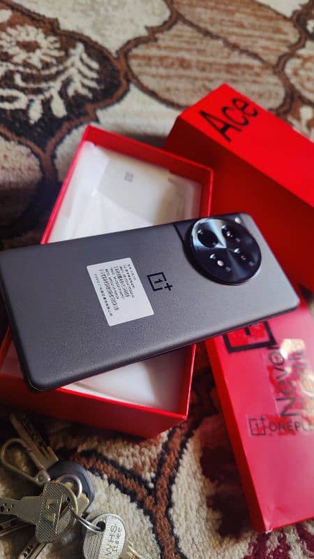 OnePlus Ace 3 16/512 non PTA 4