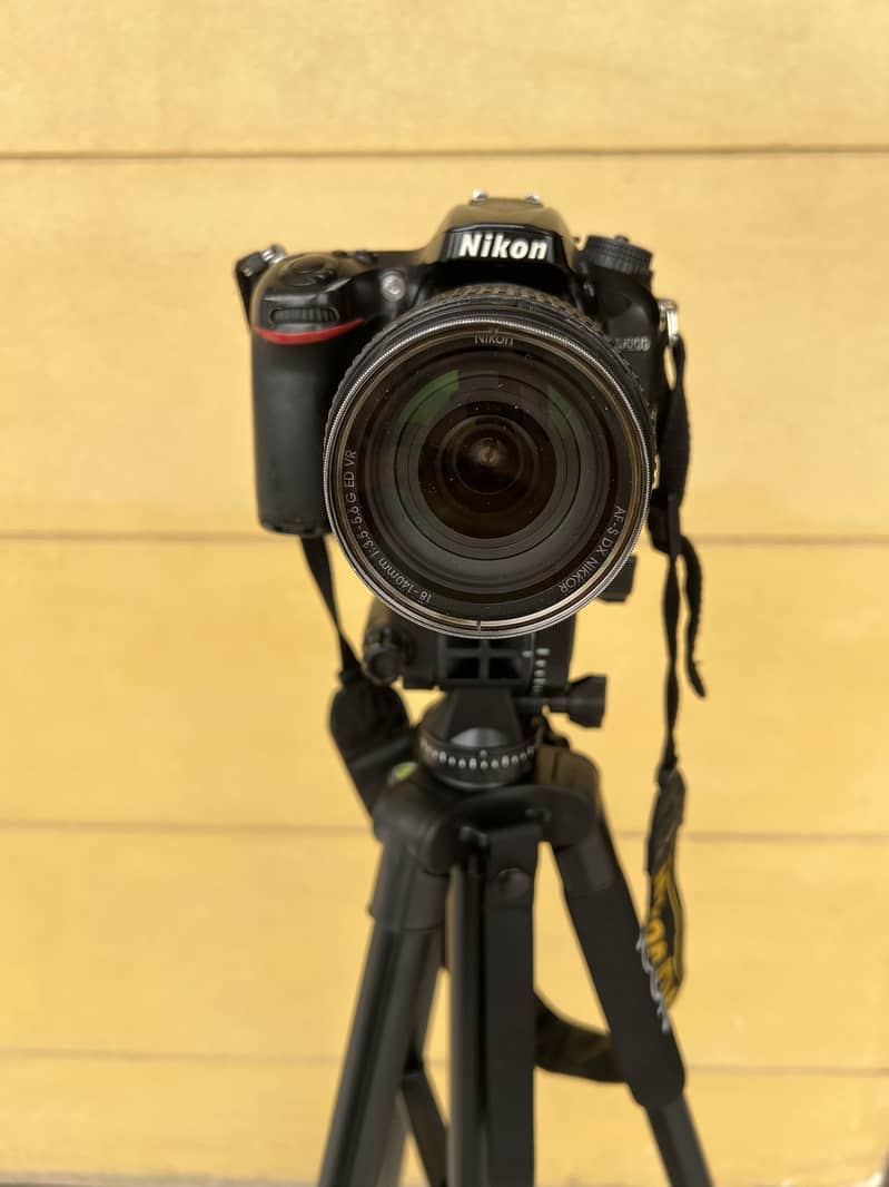 D7200 DSLR with Trypod for sale 5