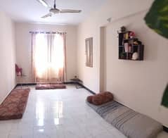 New Flat (3rd F)Available for Sale(23Lacs 50 H ) at Liaquatabad No 1.