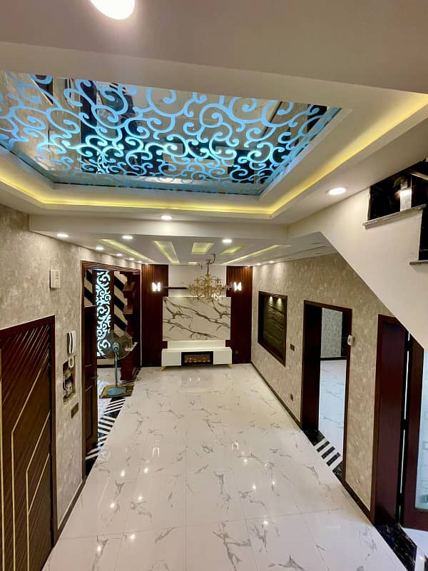 5 Marla Brand New House For Sale in Bahria Town Lahore 11