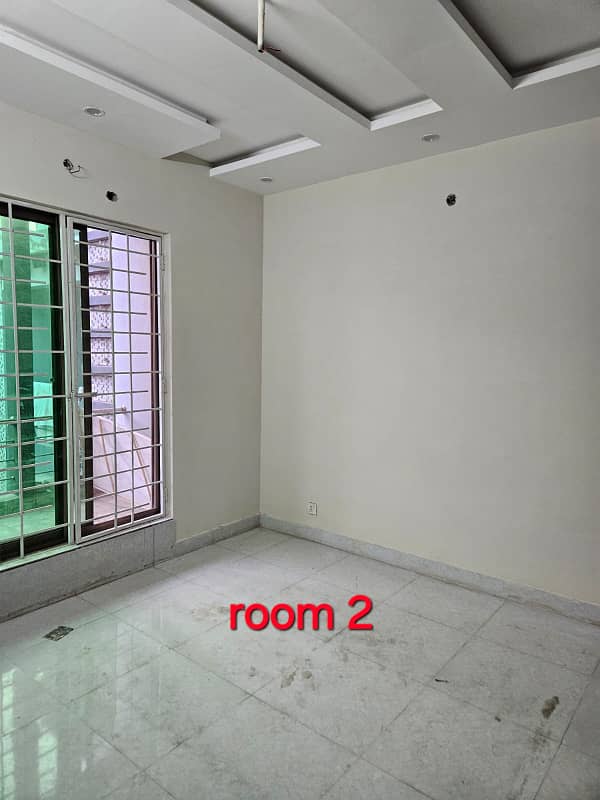 5 Marla house for Rent in johar town near expo Center for family and Silent office (Call center + Software house) 2