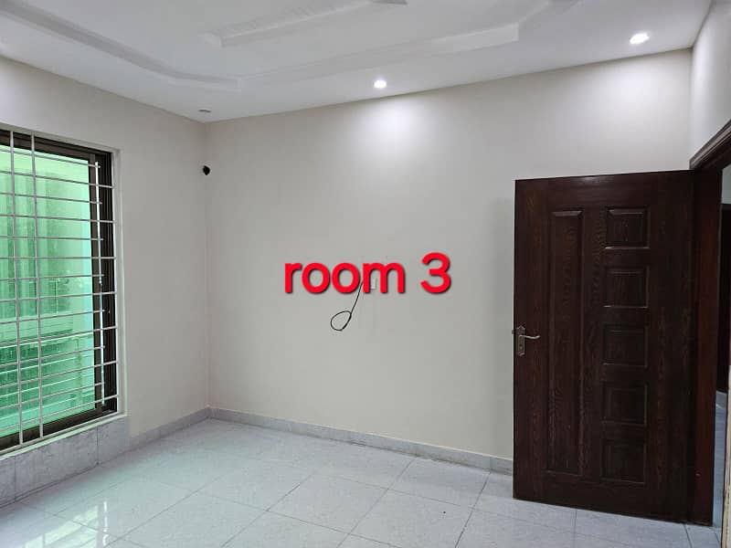 5 Marla house for Rent in johar town near expo Center for family and Silent office (Call center + Software house) 4