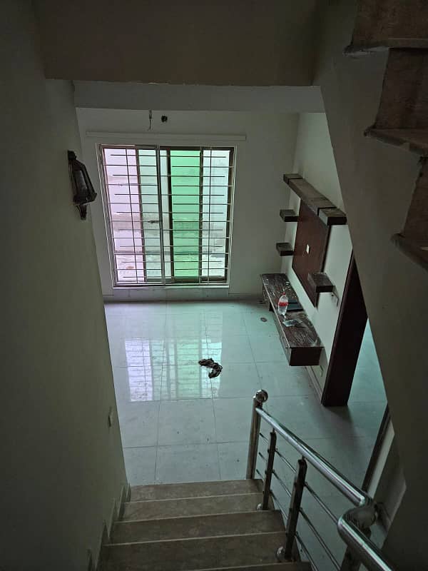 5 Marla house for Rent in johar town near expo Center for family and Silent office (Call center + Software house) 6