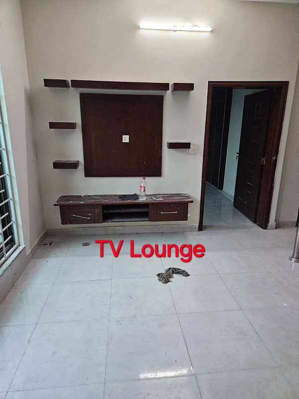 5 Marla house for Rent in johar town near expo Center for family and Silent office (Call center + Software house) 10