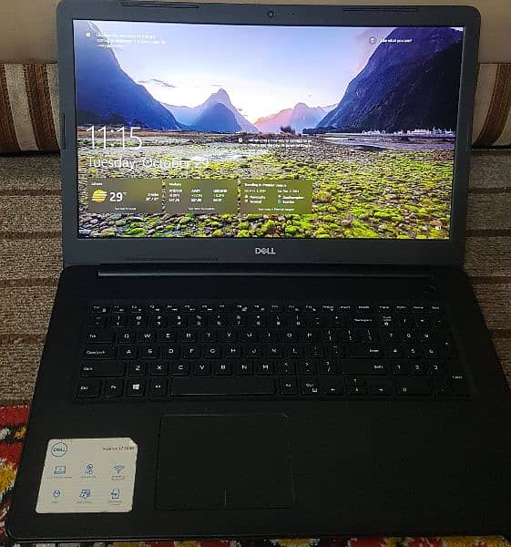 Dell 3793 i5-10th gen 17"0 0