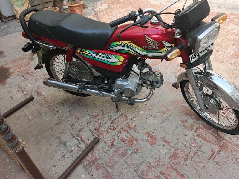 Honda CD 70 Model 2022/23 1