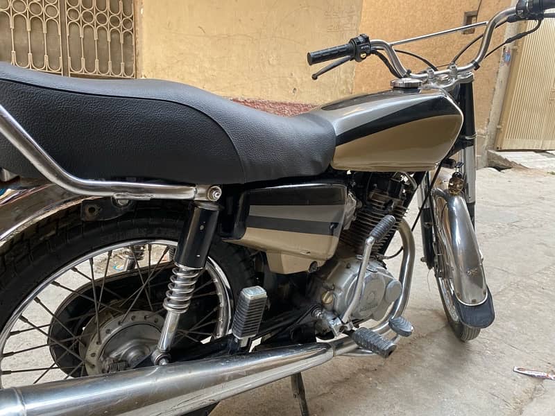 Honda cg 125 2013 rawalpindi no exchange possible 2