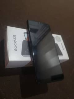 Samsung a32 10 by 10 with box 0