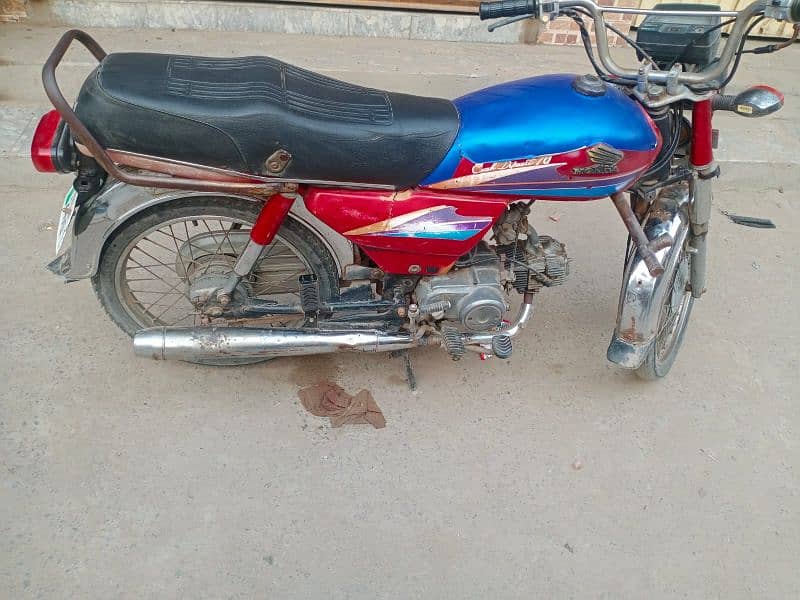 Honda 70cc dacomintce all okay hy jisy leni ho wo rabta kary 5