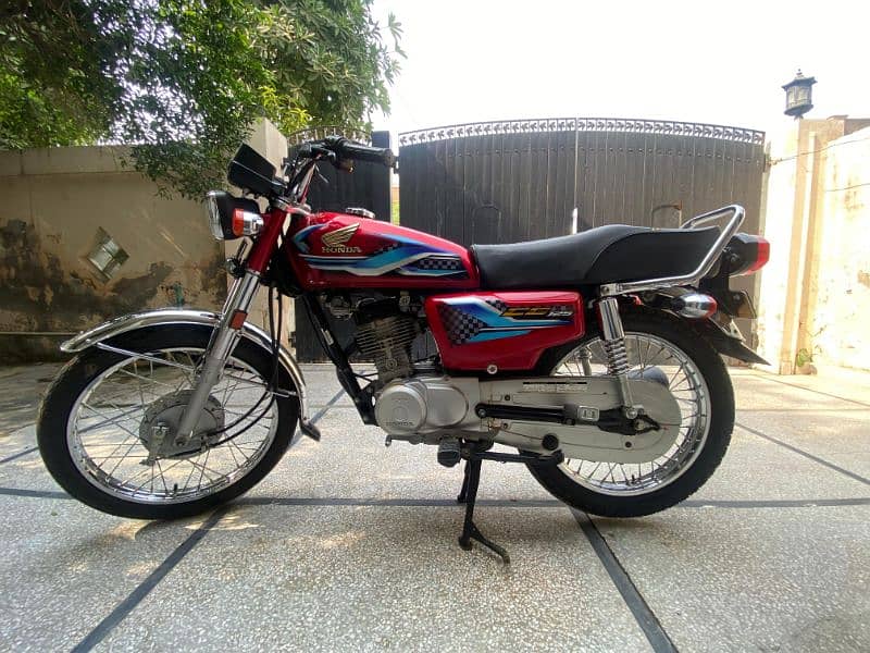 Honda 125 urgent sale 8