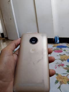 moto e5