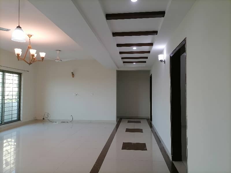 10 Marla Flat In Askari 11 - Sector B Apartments For Sale 19