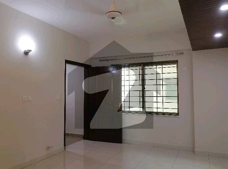 Reasonably-Priced 10 Marla Flat In Askari 11 - Sector B Apartments, Lahore Is Available As Of Now 1