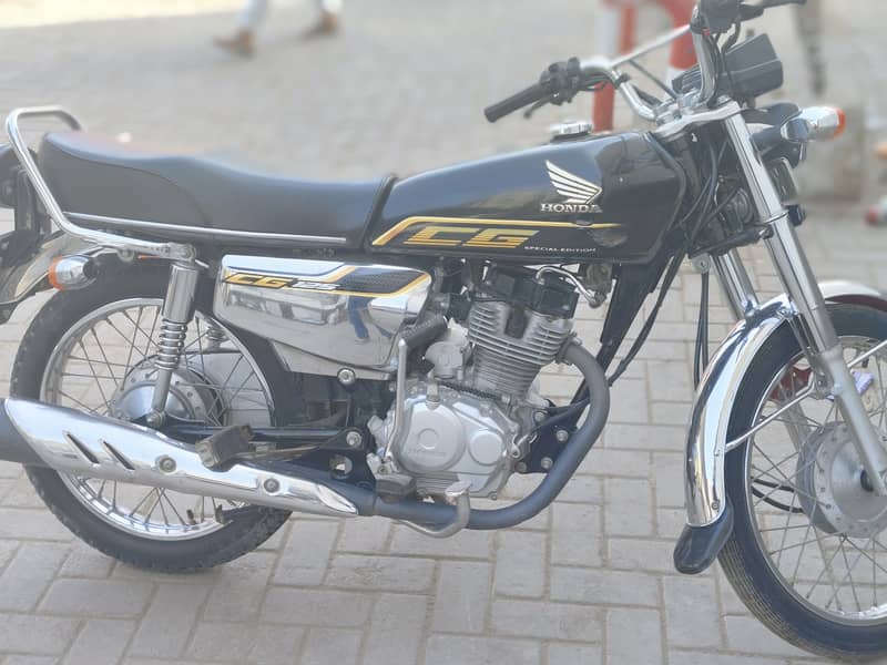 Honda CG125 Self 2022 5