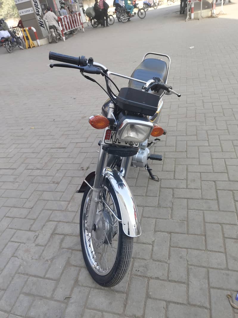 Honda CG125 Self 2022 9