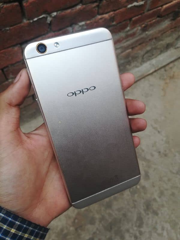 Oppo F1s 4Gb || 64Gb Mobile 4G \ No vivo Infinix tecno samsung iphone 5