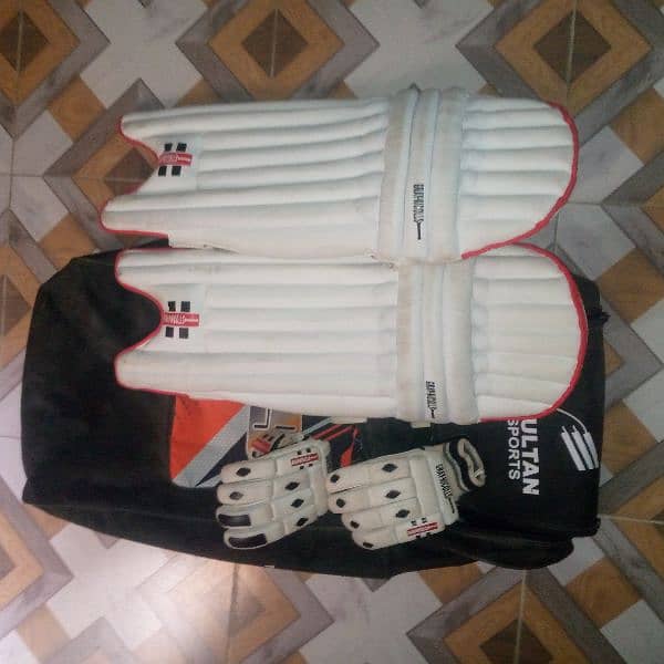 Kit Pads / Gloves/ Bag / 1