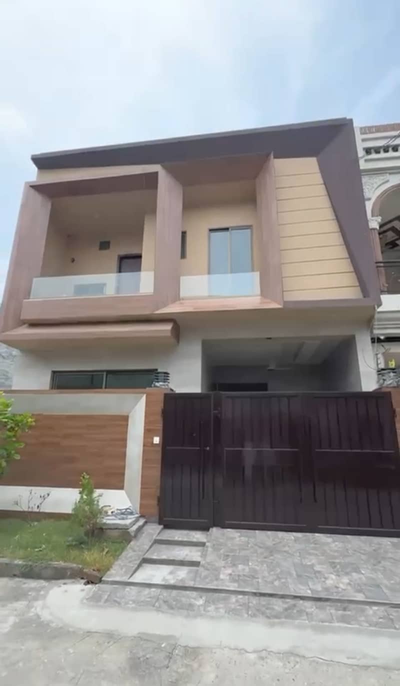 5 Marla Luxury House For Sale In Iqbal Block Bismillah Housing Scheme 2