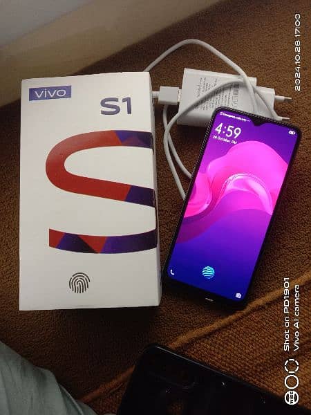 new vivo y s1 8/256 with box and charger 3