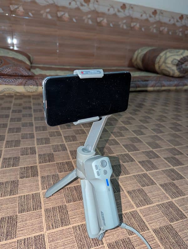 Mobile gimbal moza mini mx little used but in perfect condition 100% 3