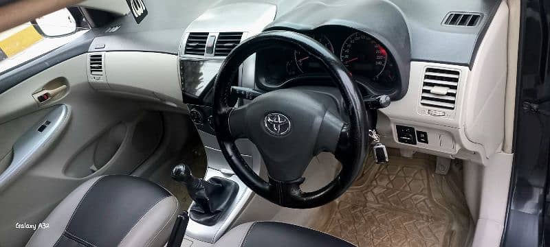 Toyota Corolla GLI 2012 8