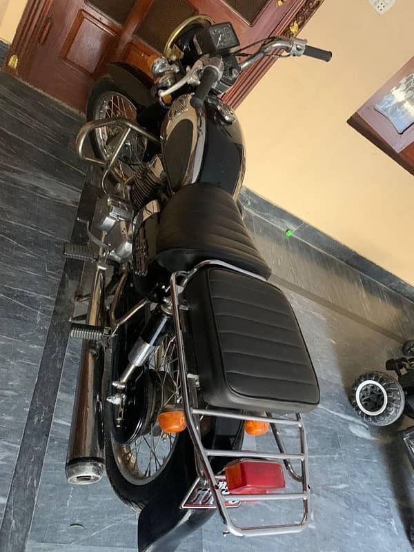 Honda cd 200 roadmaster black colour 0