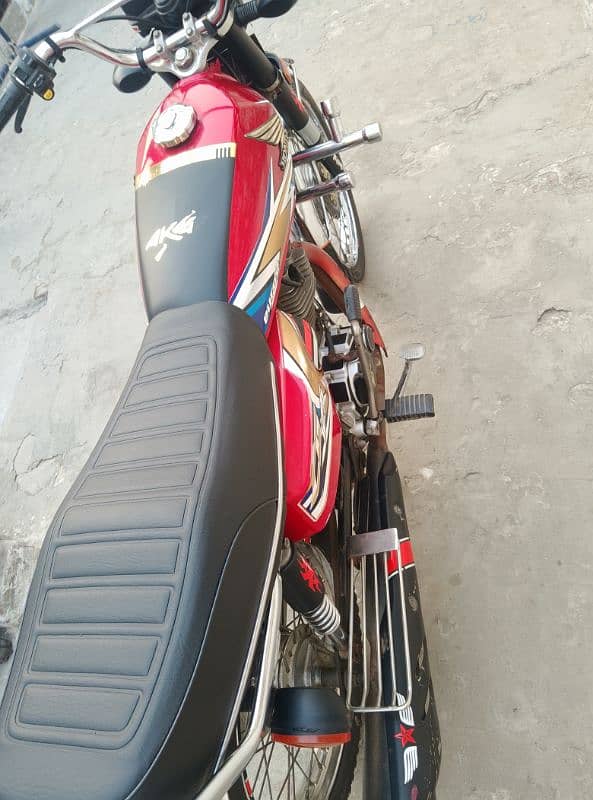 Honda 125 6