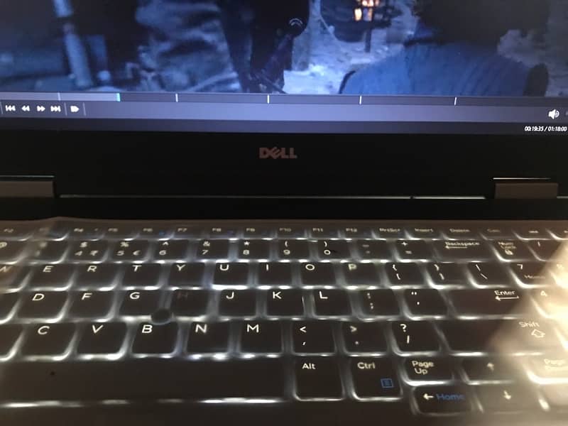 DELL Latitude E5570 core i5 6th generation  with backlight Keyboard 2