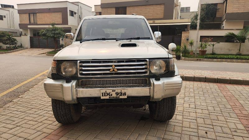 Mitsubishi Pajero 1996 6