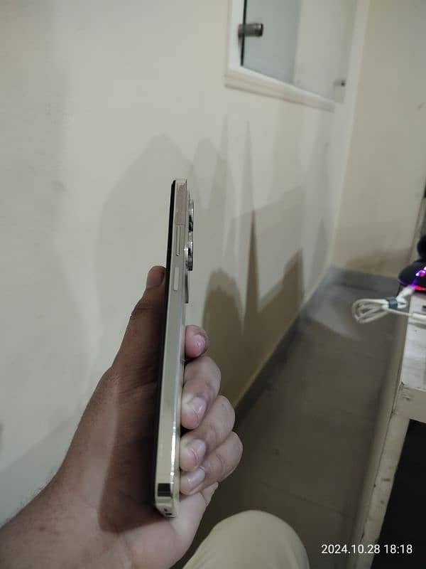 Infinix Hot 40 Pro – Like New, 2 Months Used | 10 Months Warranty 5