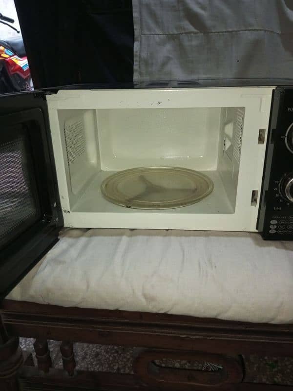 dawlence micro oven 1