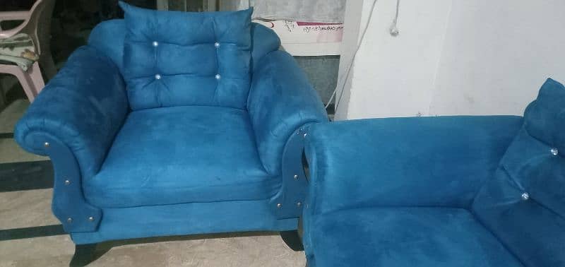 urgent sale sofa set during house shift 0