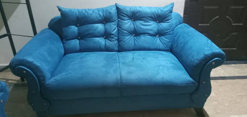 urgent sale sofa set during house shift 2