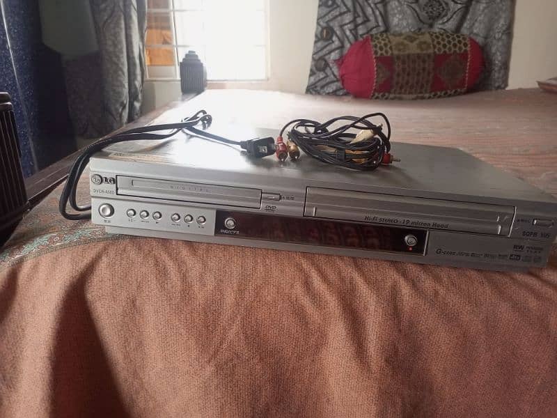 VCR dvd plyer 4