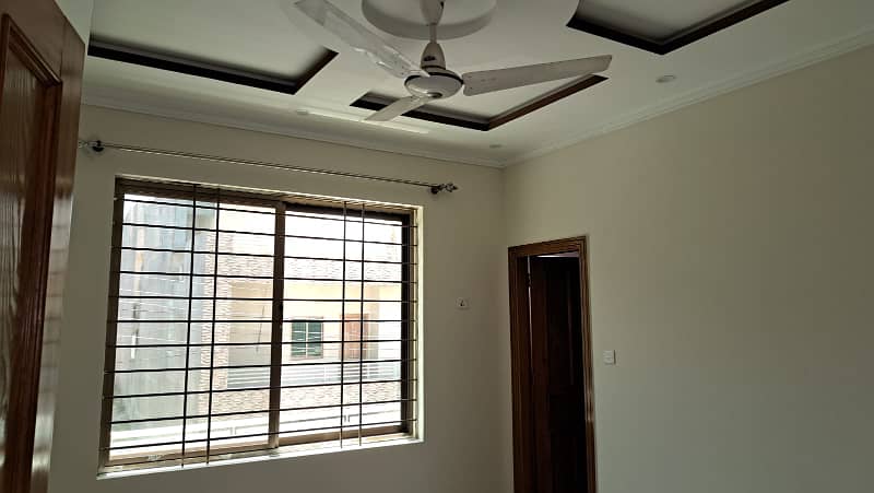 House Of 1500 Square Feet Available In Korang Town 0